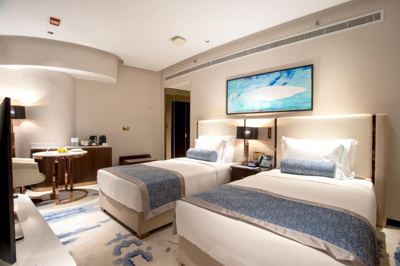 Century Marina Hotel - Lusail Exterior photo Deluxe Room