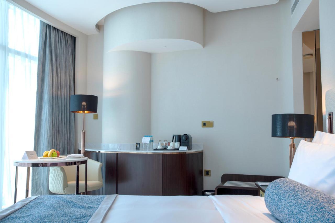 Century Marina Hotel - Lusail Exterior photo A room at the hotel