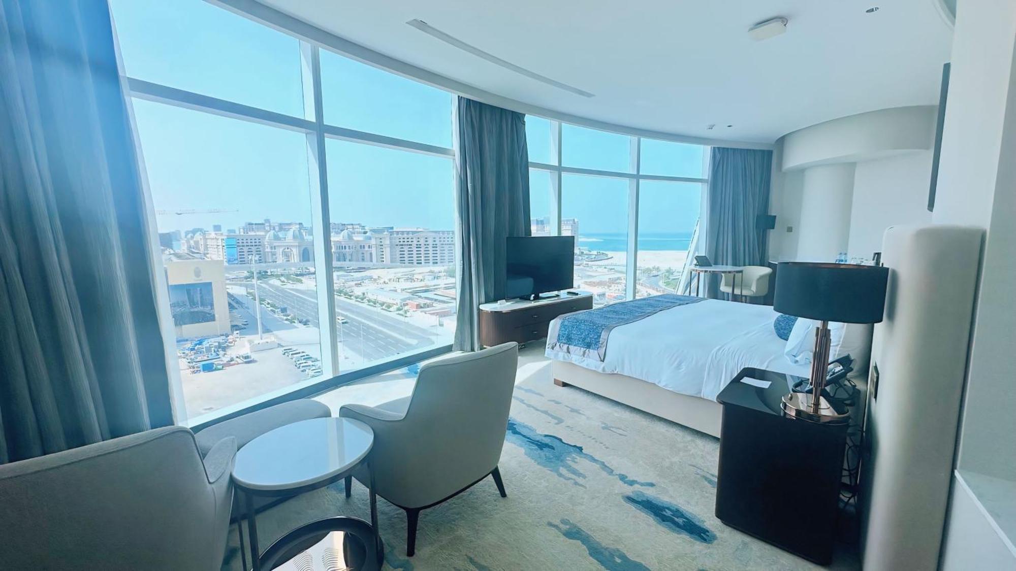 Century Marina Hotel - Lusail Exterior photo A bedroom at the hotel